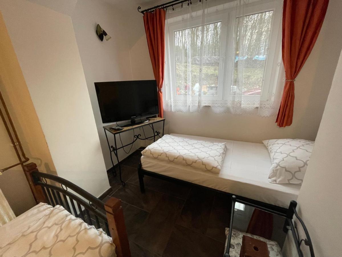 Chata Korenny Vrch Pezinska Baba Pezinok Extérieur photo
