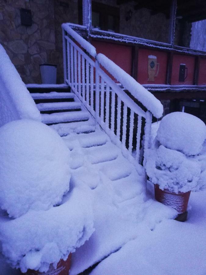 Chata Korenny Vrch Pezinska Baba Pezinok Extérieur photo